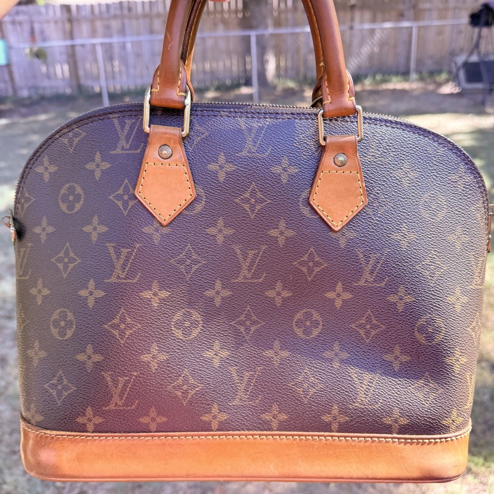 Authentic Louis Vuitton Alma